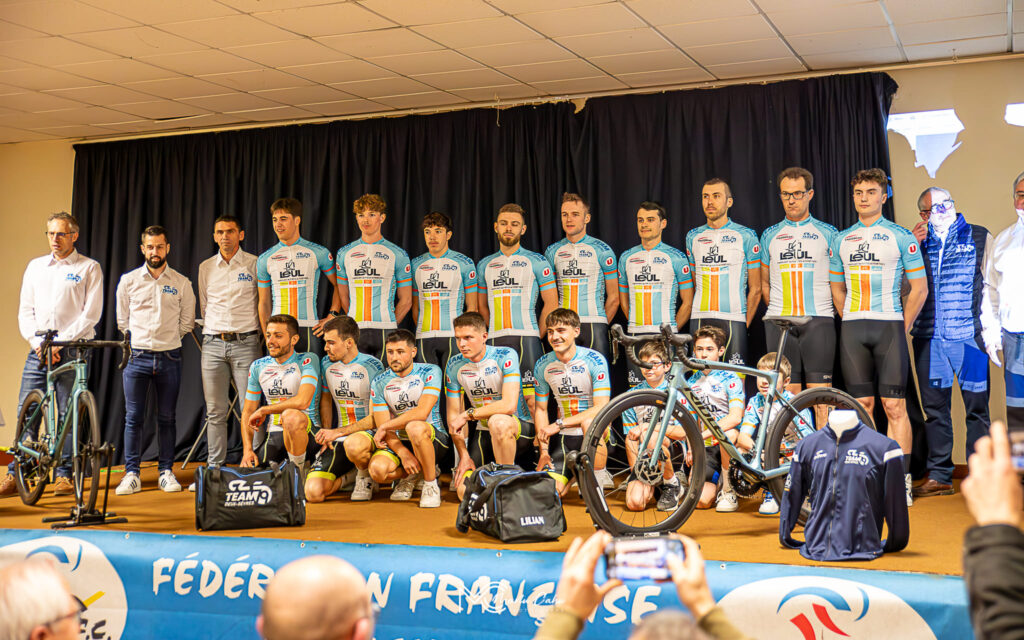 Team Deux-Sèvres Cyclisme partenaire leul menuiseries