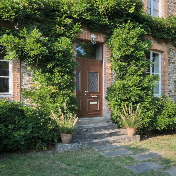 Porte d'entrée alu grille rustica